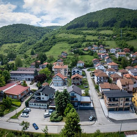 Sunny Corner Apartments Visoko Esterno foto