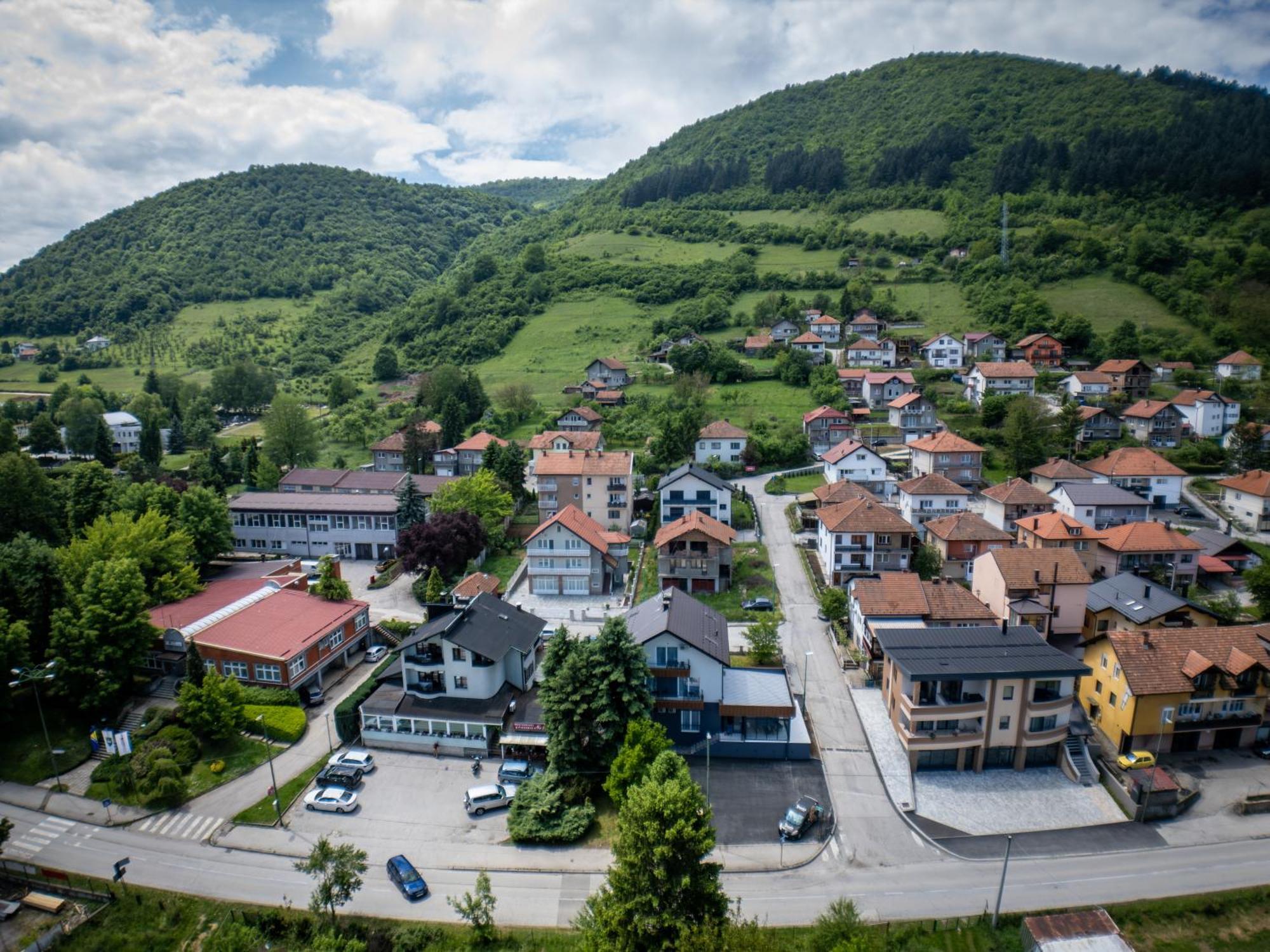Sunny Corner Apartments Visoko Esterno foto