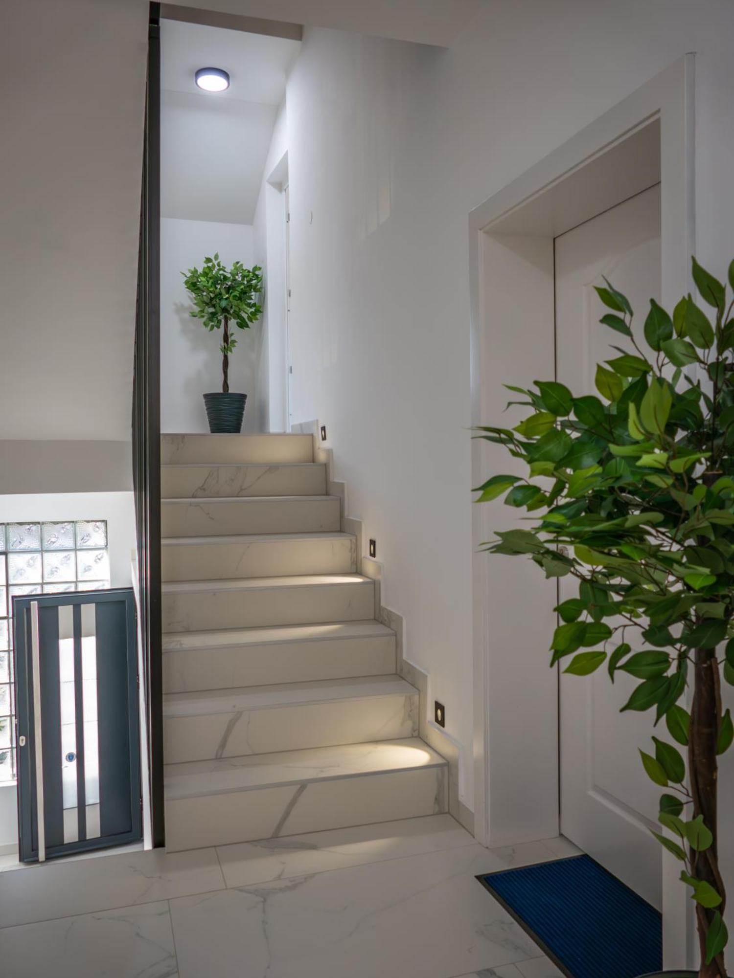 Sunny Corner Apartments Visoko Esterno foto