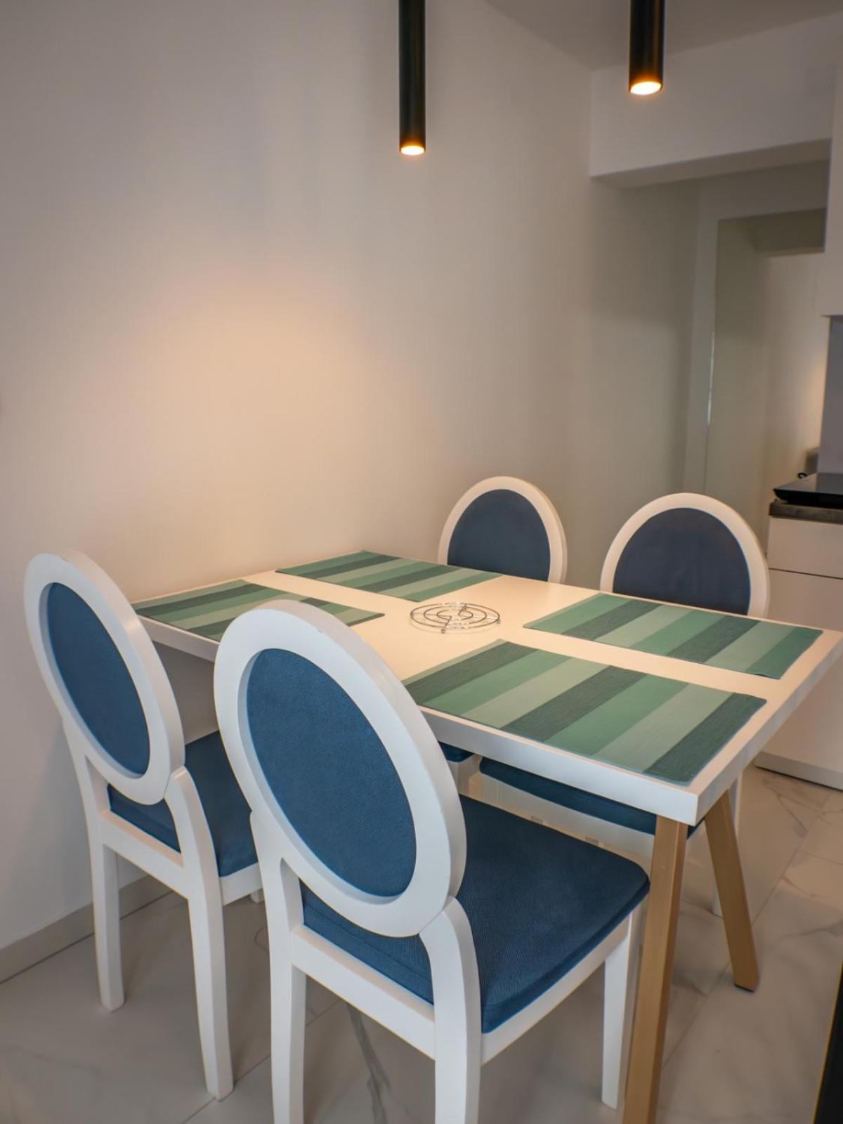 Sunny Corner Apartments Visoko Esterno foto