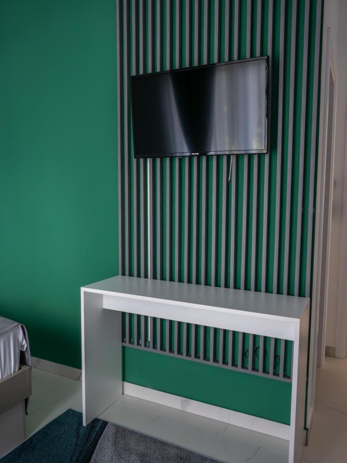 Sunny Corner Apartments Visoko Esterno foto