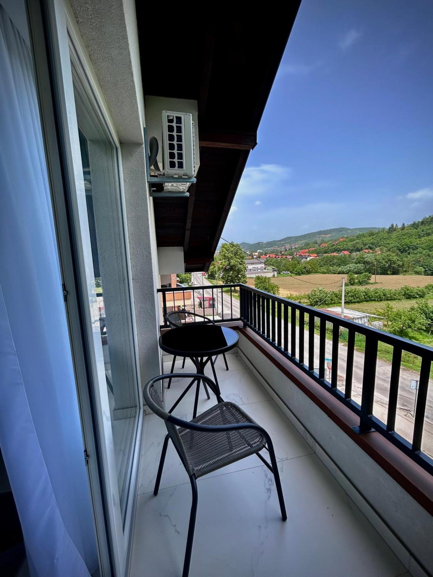 Sunny Corner Apartments Visoko Esterno foto
