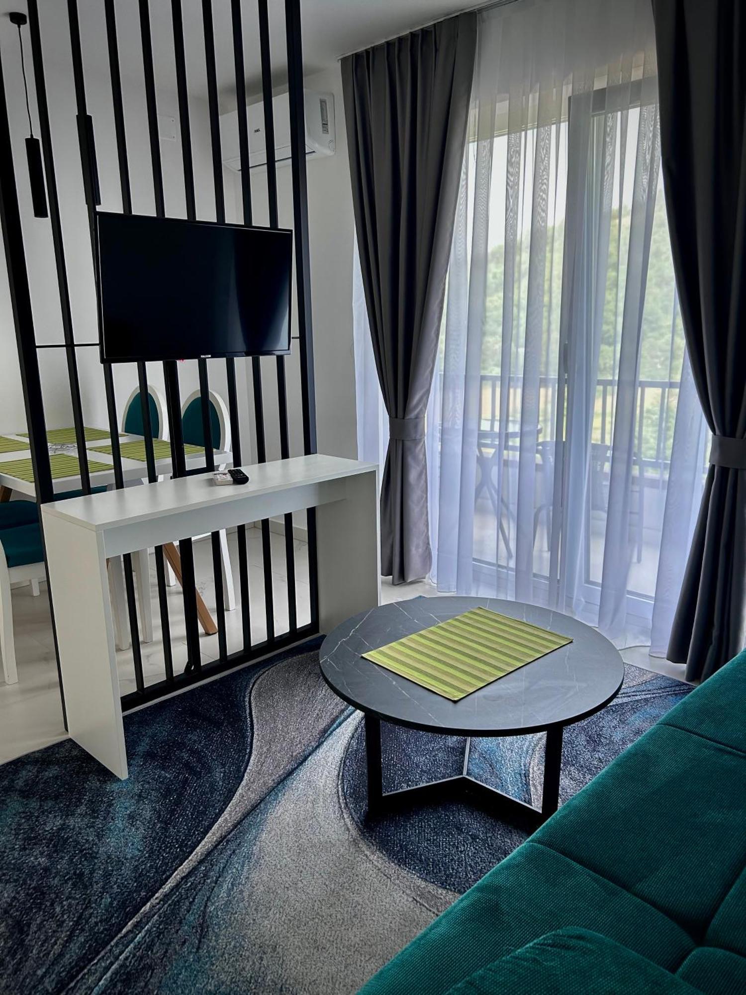 Sunny Corner Apartments Visoko Esterno foto